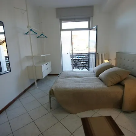 Manzoni דירה סטרסה